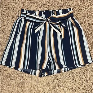 NWOT SHEIN Paper Bag Shorts